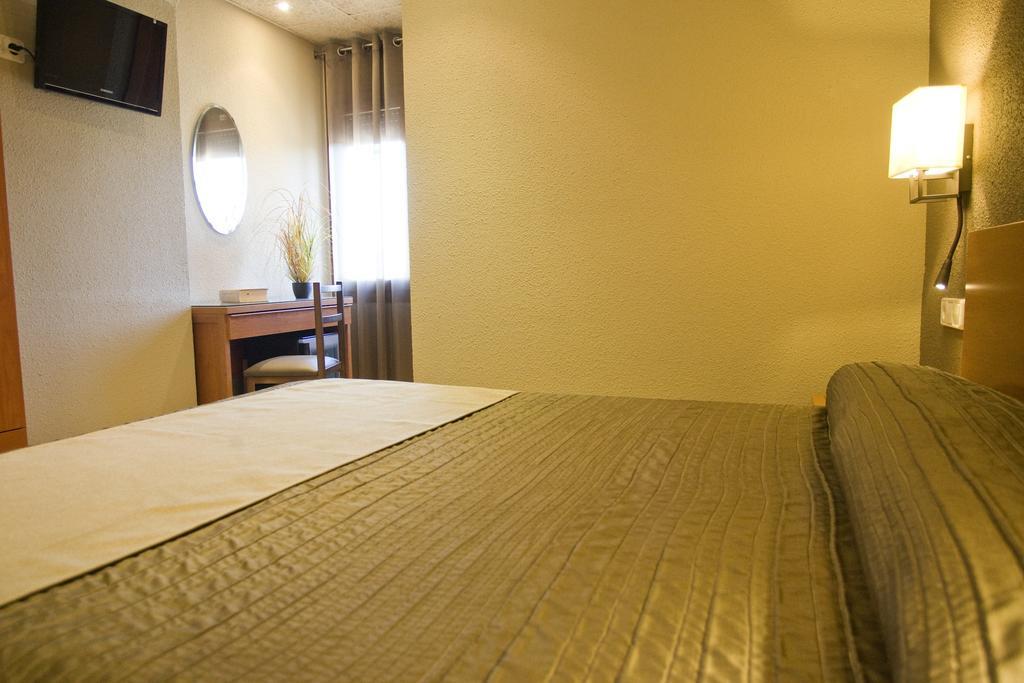 Hostal Barris بالس الغرفة الصورة
