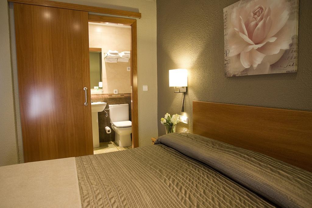 Hostal Barris بالس الغرفة الصورة