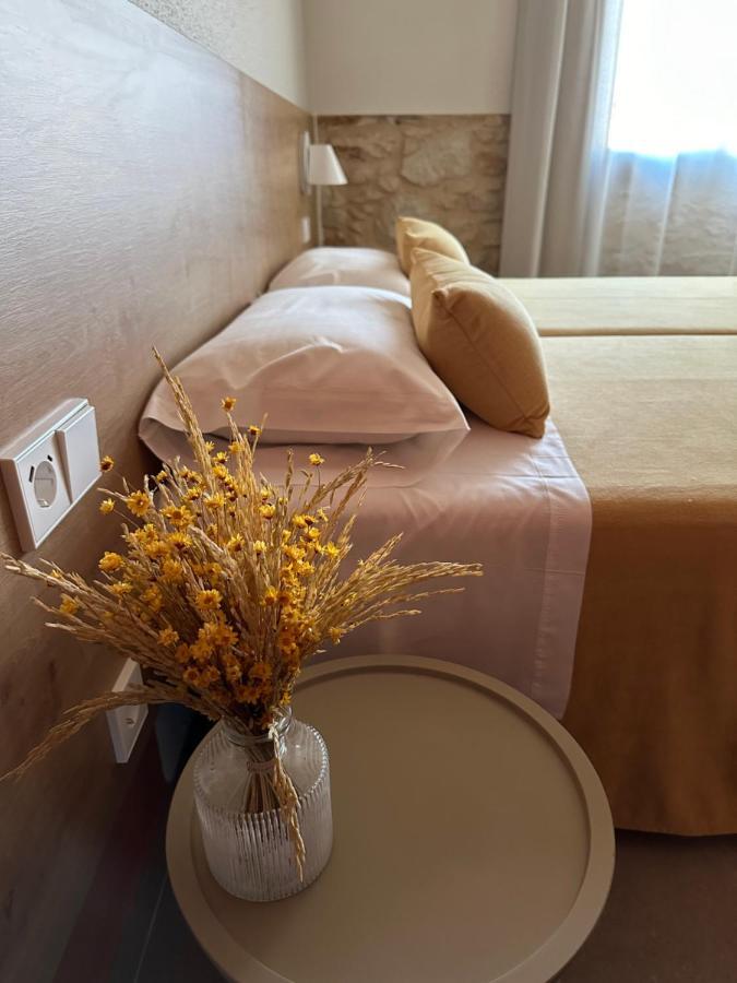 Hostal Barris بالس المظهر الخارجي الصورة