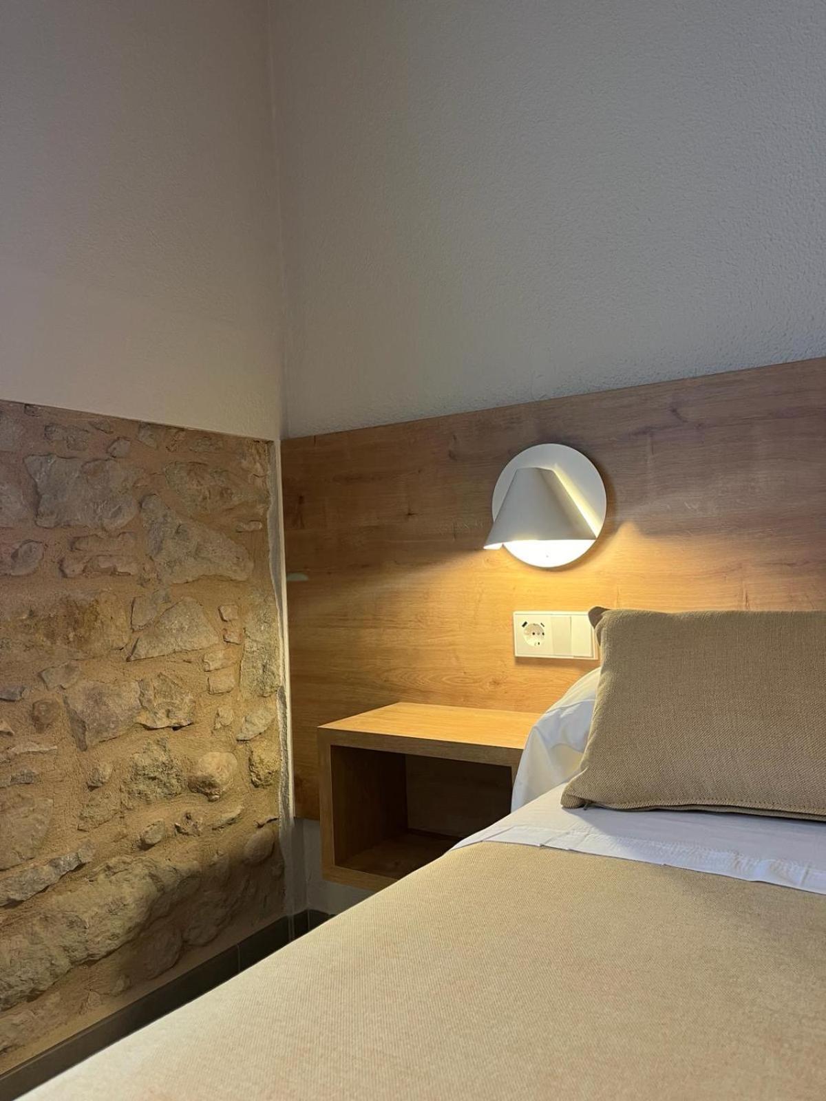 Hostal Barris بالس المظهر الخارجي الصورة