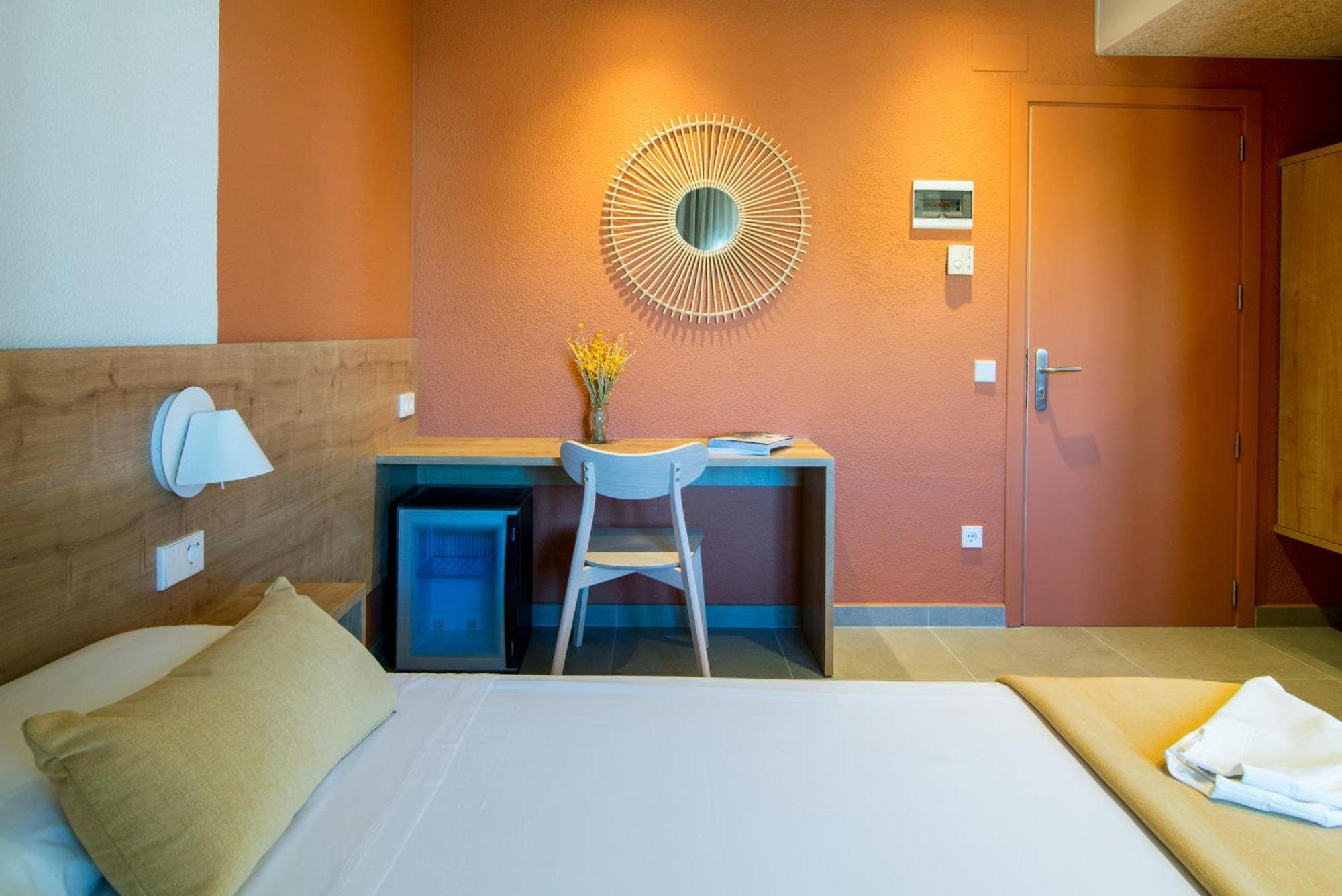 Hostal Barris بالس المظهر الخارجي الصورة