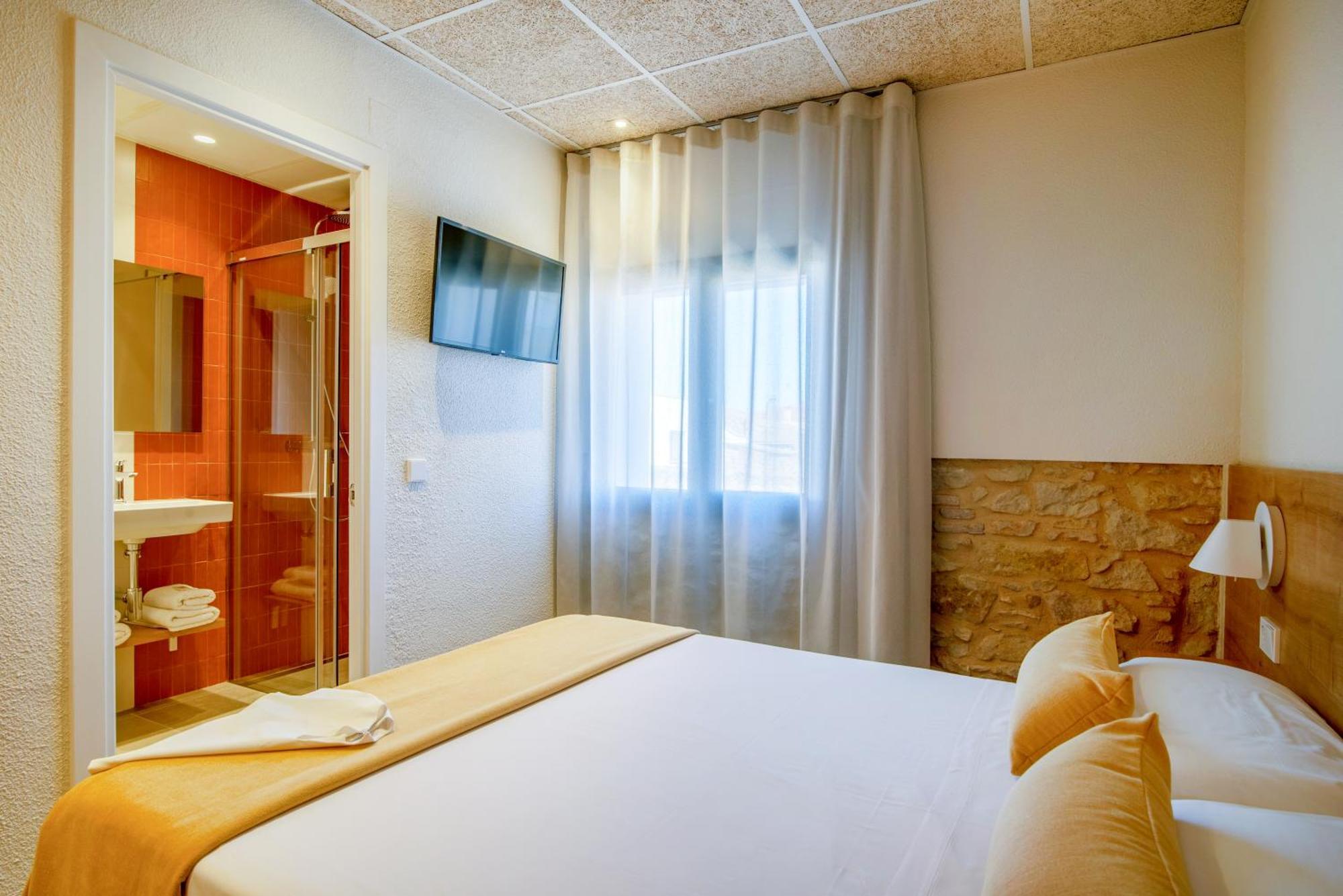 Hostal Barris بالس المظهر الخارجي الصورة