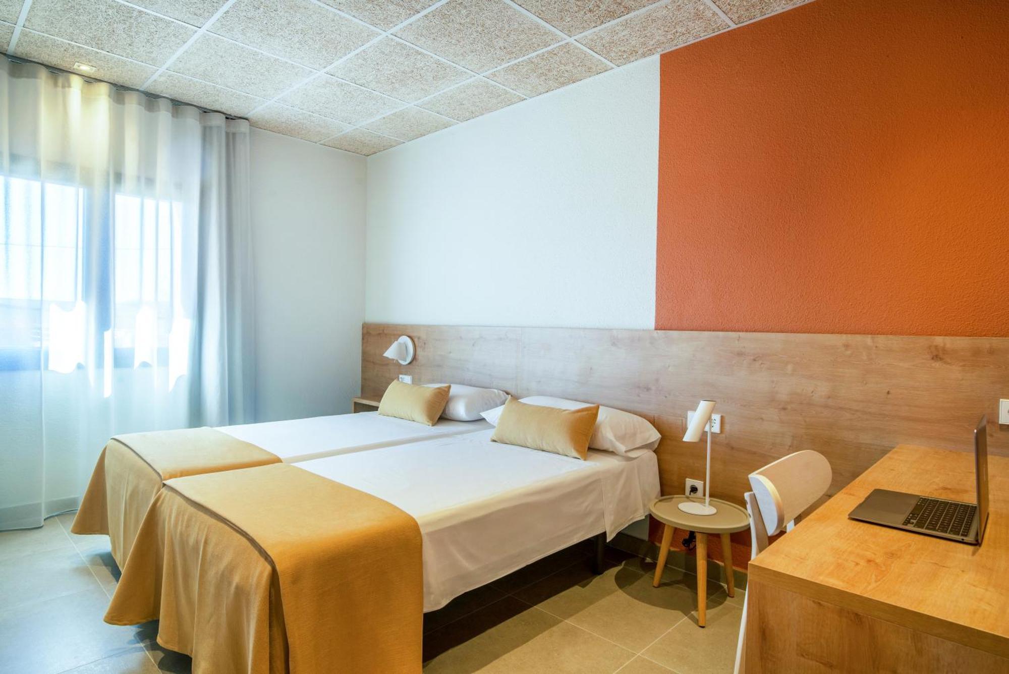Hostal Barris بالس المظهر الخارجي الصورة