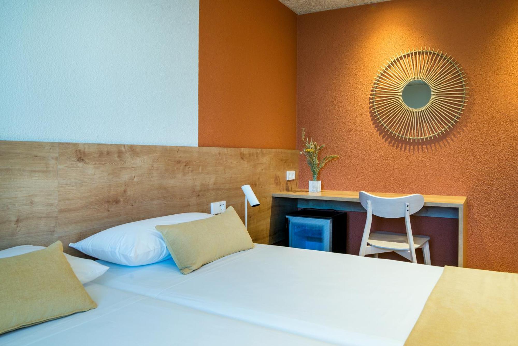Hostal Barris بالس المظهر الخارجي الصورة
