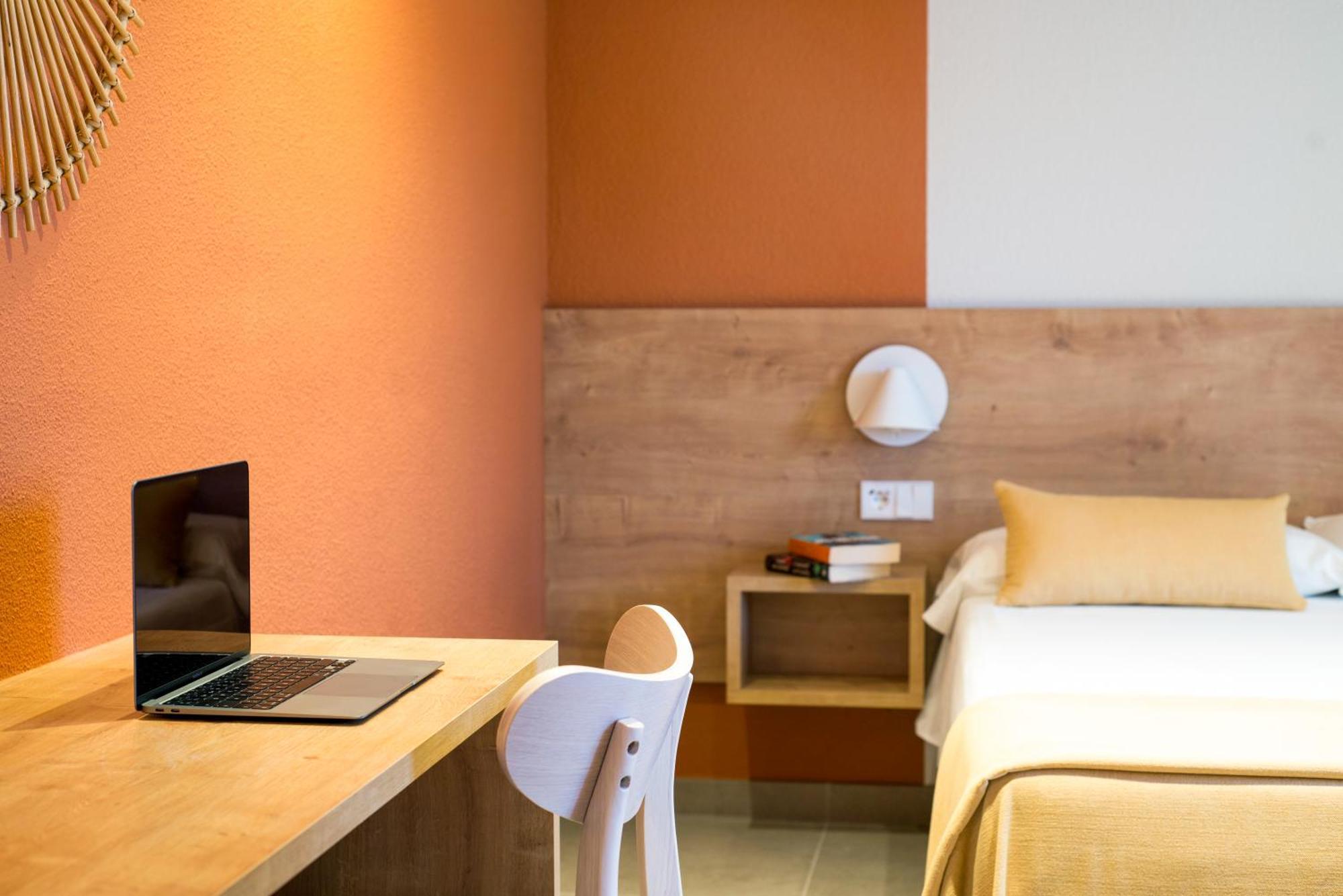 Hostal Barris بالس المظهر الخارجي الصورة